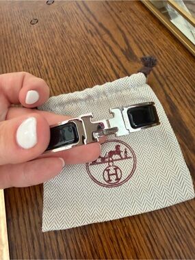 Hermes clic h bracelet in silver/black